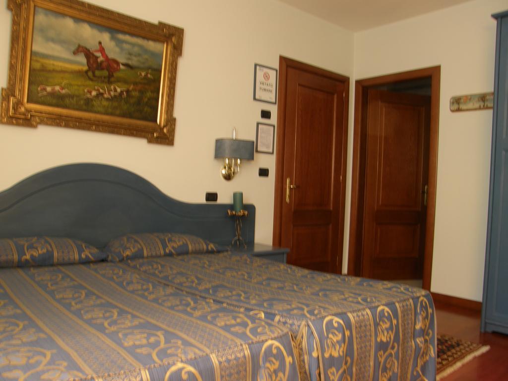 Residence Meuble' Cortina Quinto Di Treviso Habitación foto
