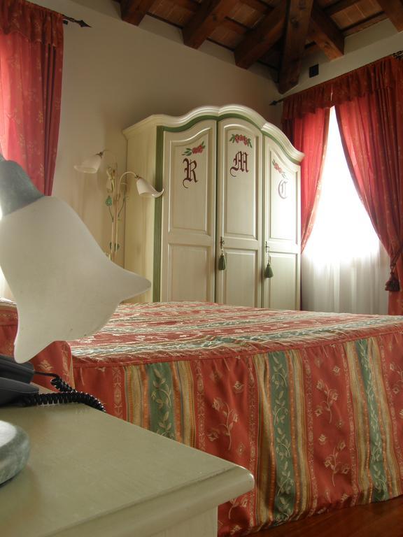 Residence Meuble' Cortina Quinto Di Treviso Habitación foto